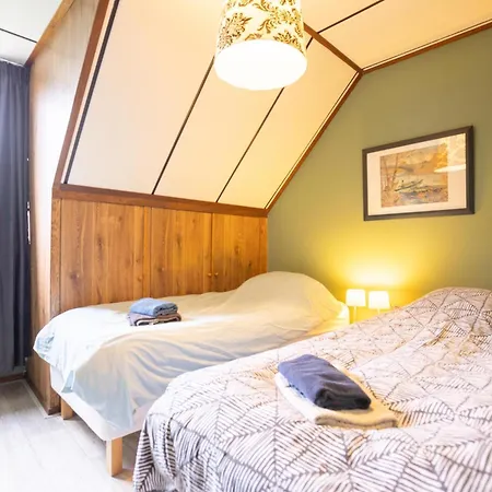 Feriehus Steenenburg Zicht *